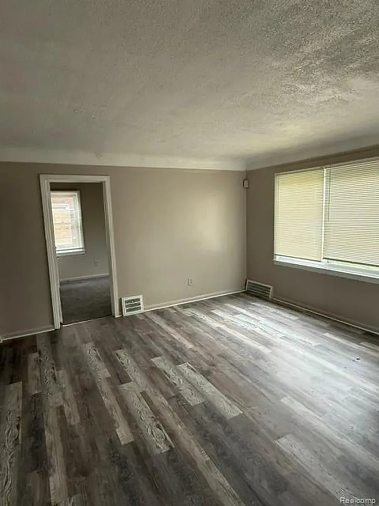 12519 Laing Street Detroit City MI 48224