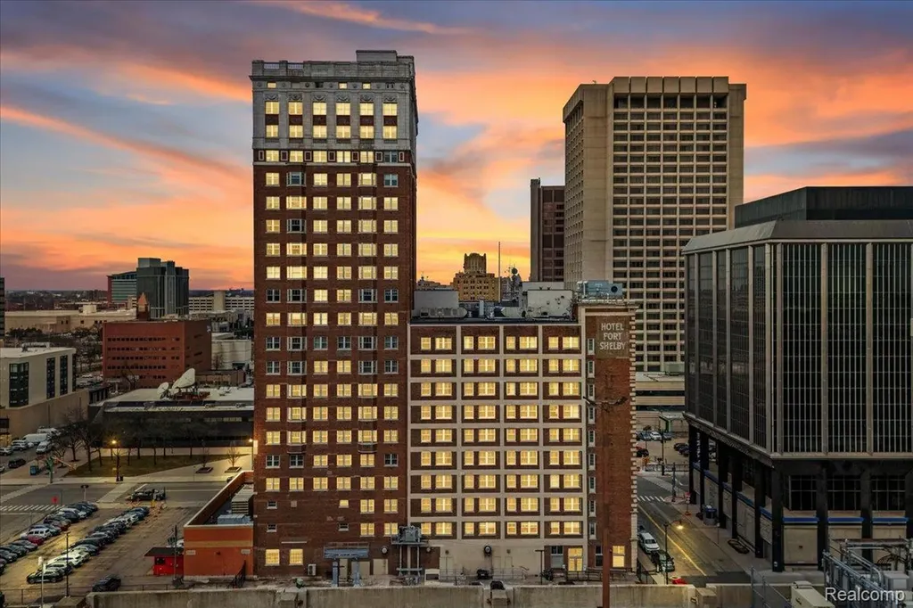 525 W Lafayette Boulevard Detroit City MI 48226