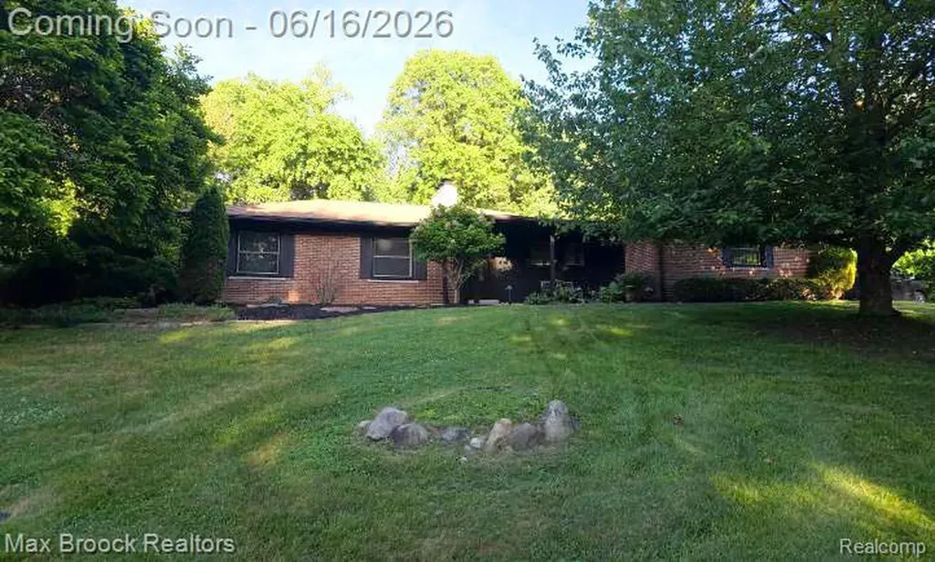 29030 Millbrook Road Farmington Hills City MI 48334