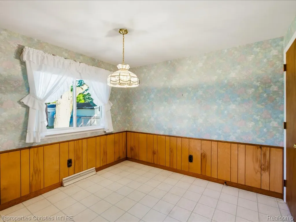 3541 Shenandoah Avenue Port Huron City MI 48060
