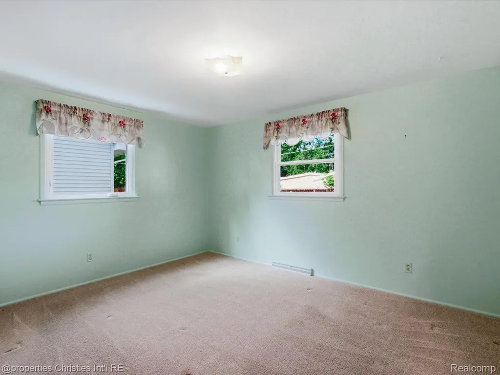 3541 Shenandoah Avenue Port Huron City MI 48060