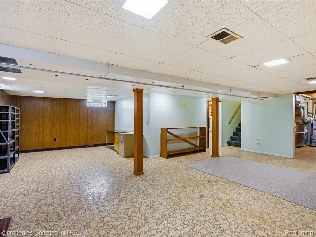 3541 Shenandoah Avenue Port Huron City MI 48060