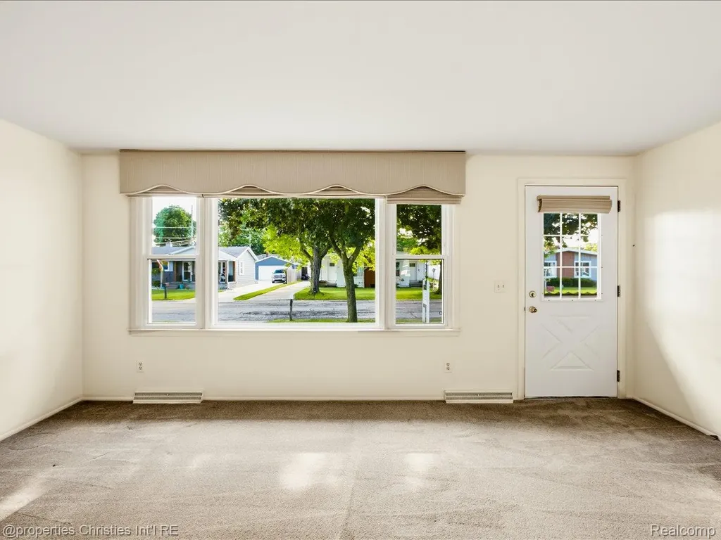 3541 Shenandoah Avenue Port Huron City MI 48060