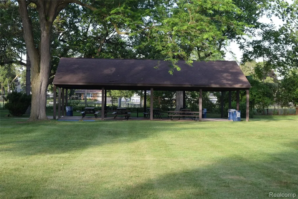 505 N Marquette Street Durand City MI 48429