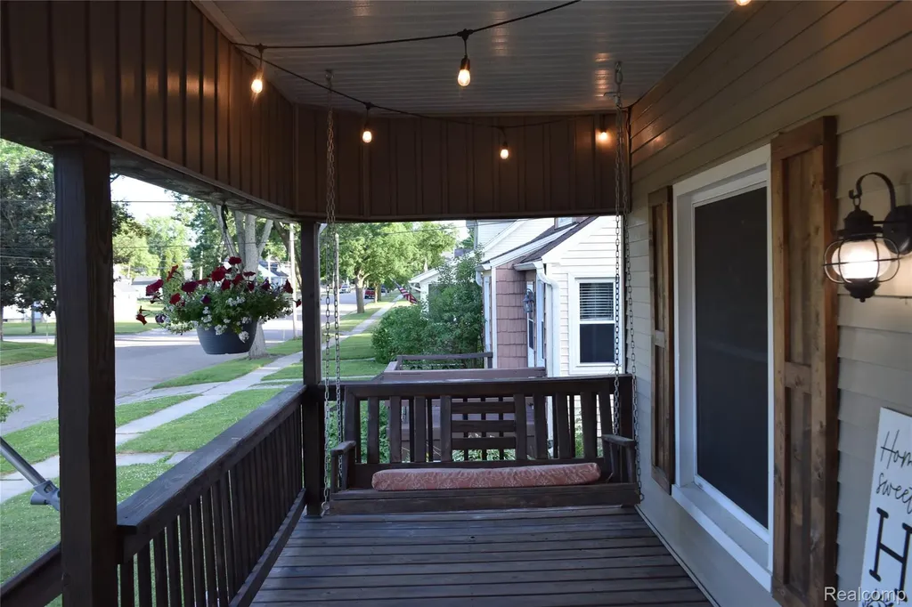 505 N Marquette Street Durand City MI 48429