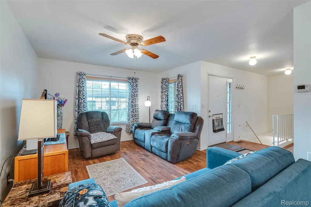 40815 Newport Drive Plymouth Charter Township MI 48170