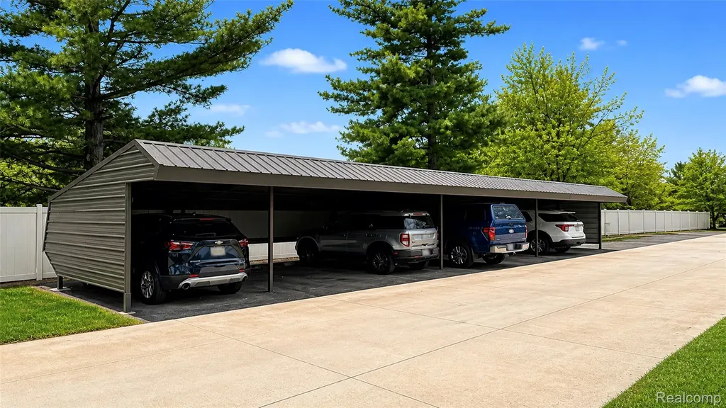 40815 Newport Drive Plymouth Charter Township MI 48170