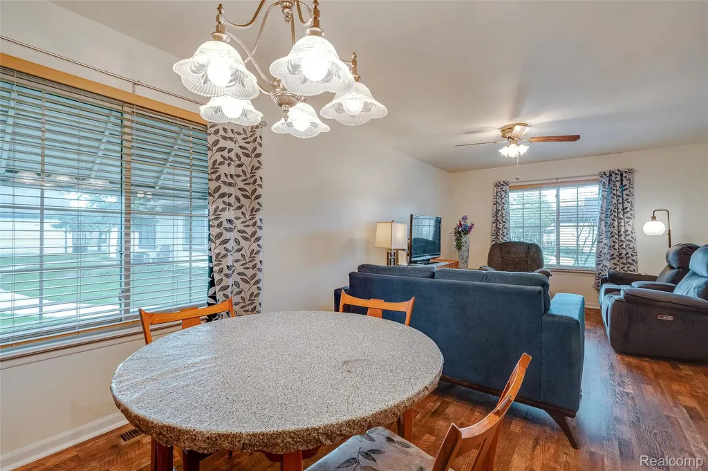 40815 Newport Drive Plymouth Charter Township MI 48170