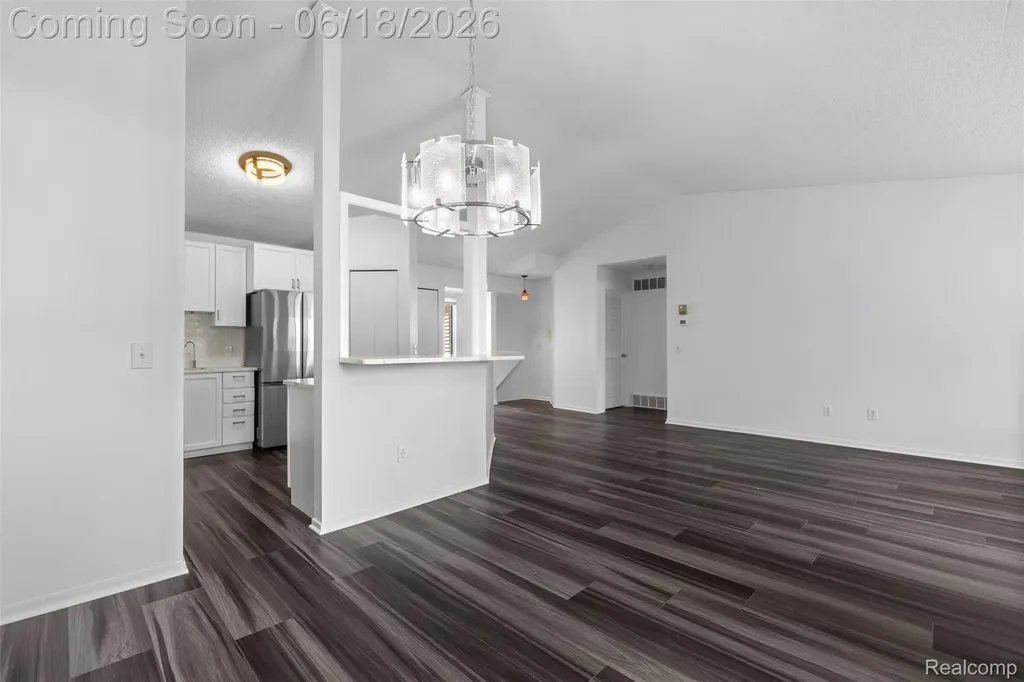 6680 Ridgefield Circle West Bloomfield Charter Township MI 48322