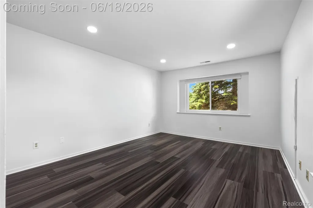 6680 Ridgefield Circle West Bloomfield Charter Township MI 48322