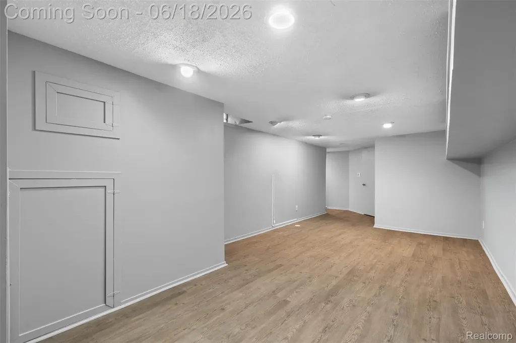 6680 Ridgefield Circle West Bloomfield Charter Township MI 48322