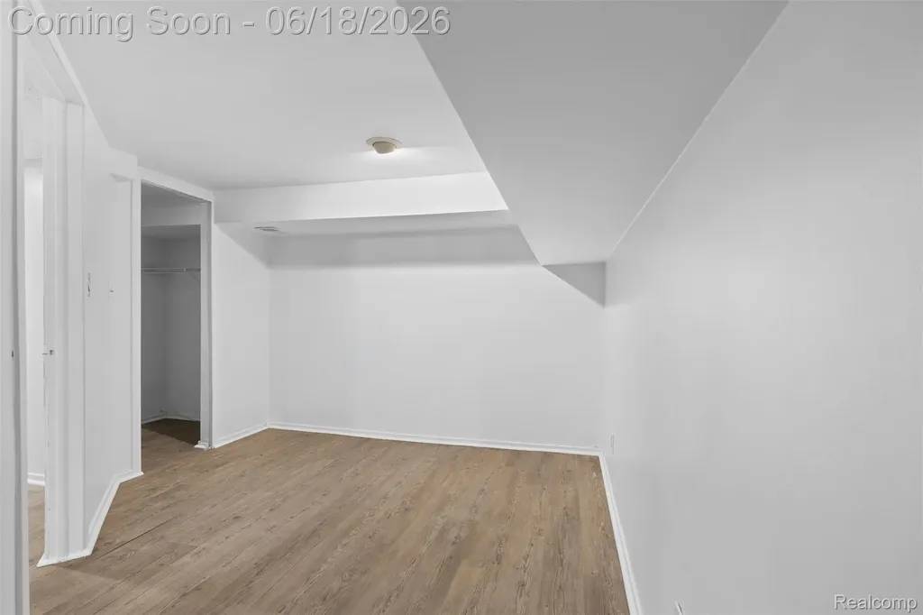 6680 Ridgefield Circle West Bloomfield Charter Township MI 48322