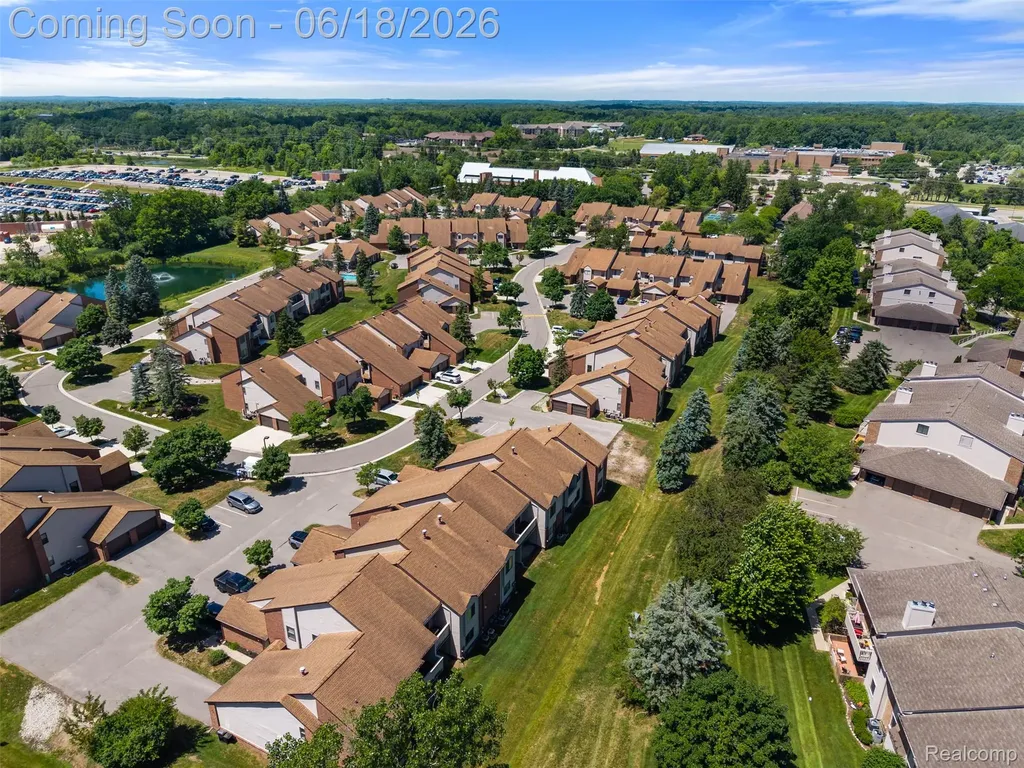 6680 Ridgefield Circle West Bloomfield Charter Township MI 48322