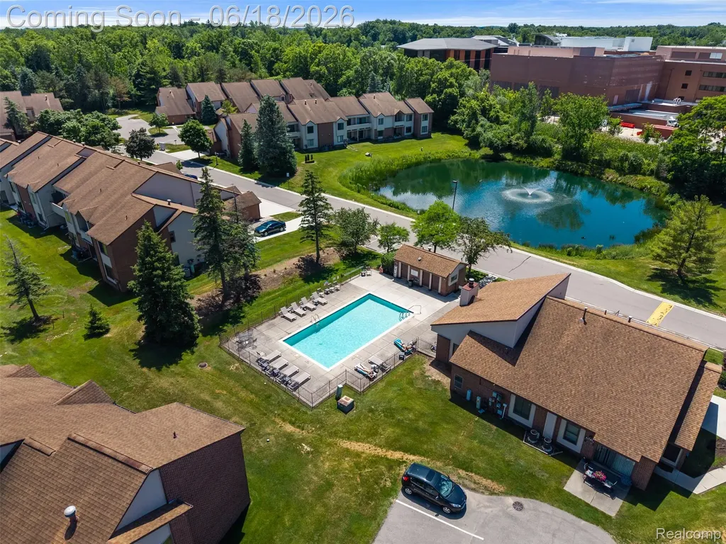 6680 Ridgefield Circle West Bloomfield Charter Township MI 48322