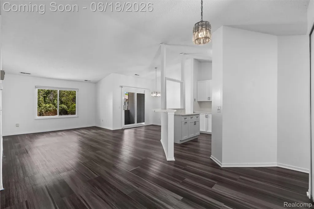 6680 Ridgefield Circle West Bloomfield Charter Township MI 48322