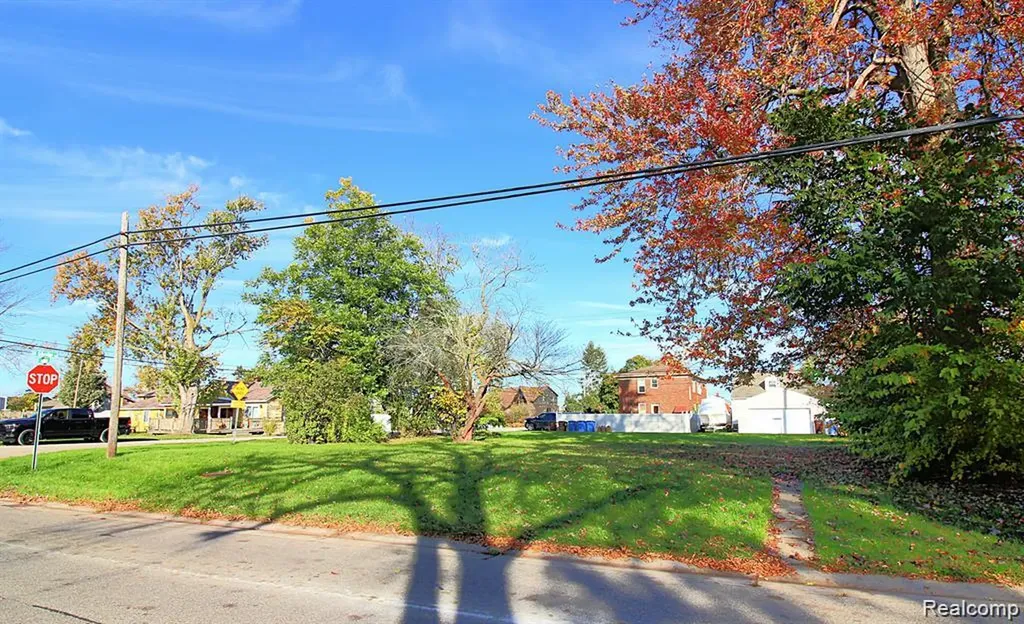 29223 Adams Drive Gibraltar City MI 48173
