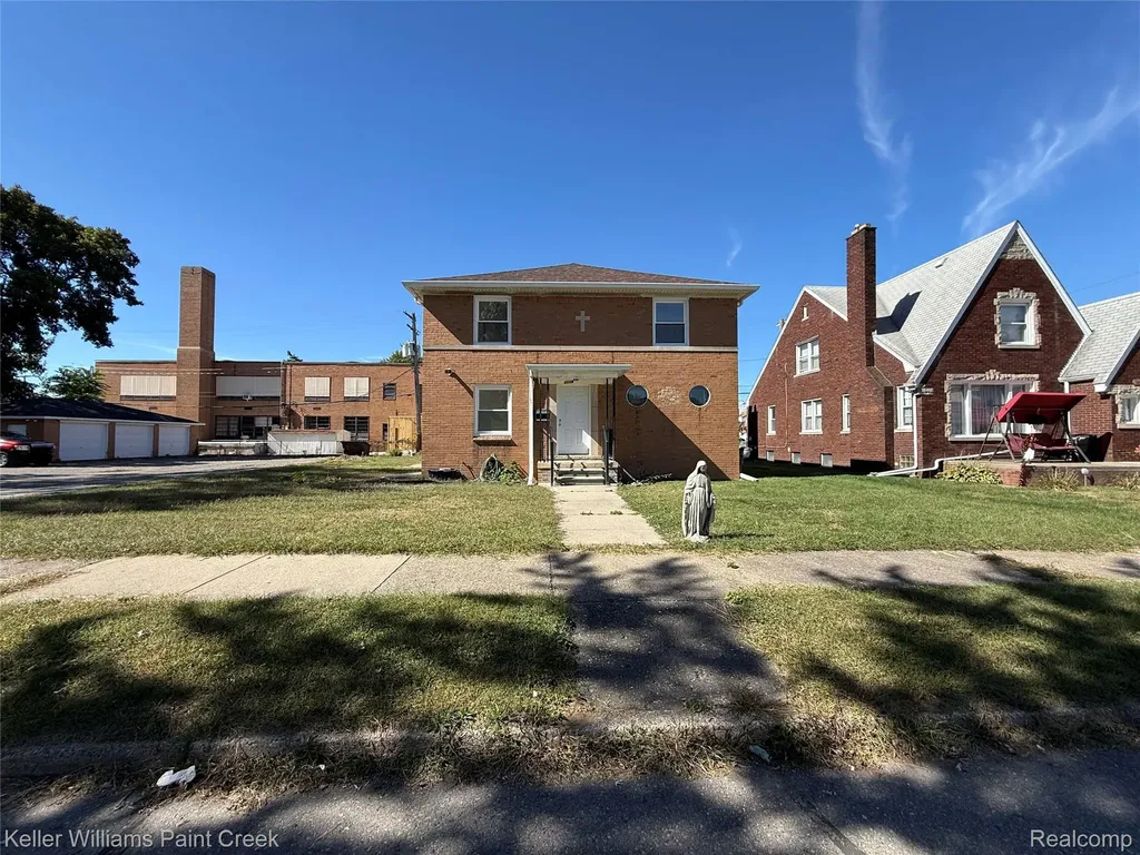 1114 1st Street Wyandotte City MI 48192