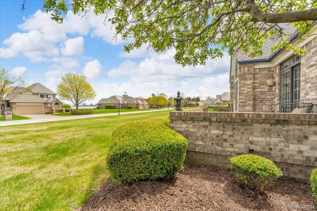 1628 Edison Shores Lane Port Huron City MI 48060