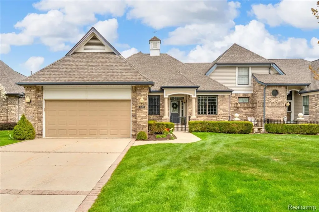 1628 Edison Shores Lane Port Huron City MI 48060