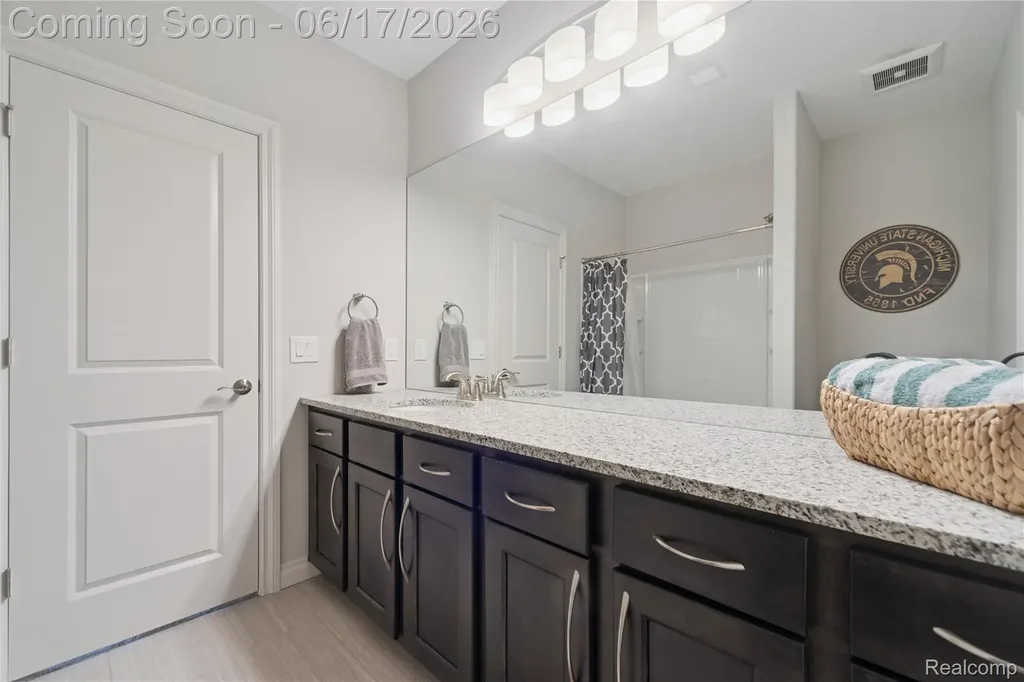 16939 Willowbrook Drive Bath Charter Township MI 48840