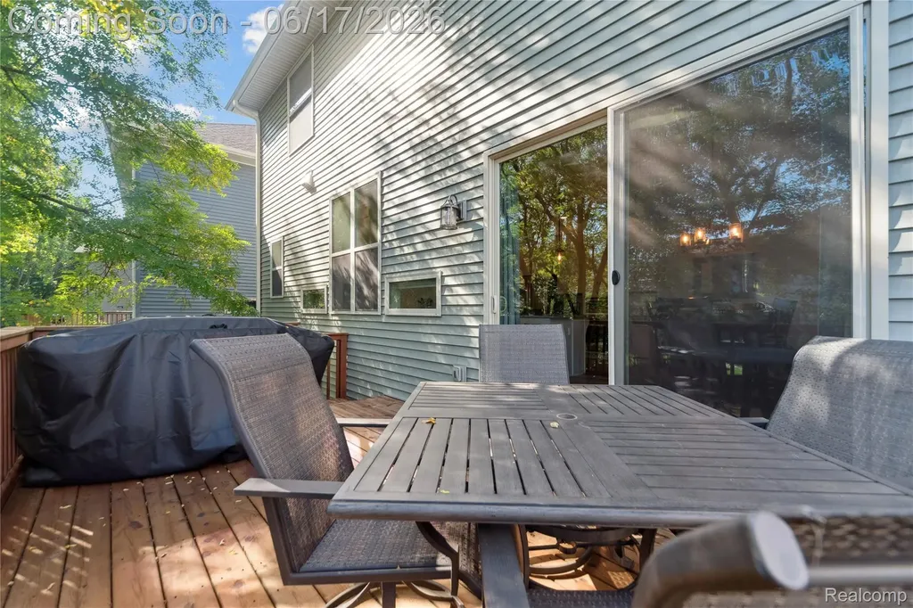 16939 Willowbrook Drive Bath Charter Township MI 48840