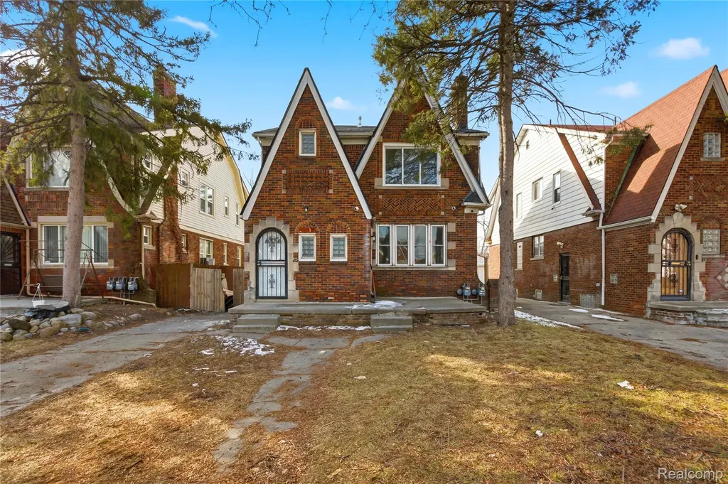 14615 - 14617 Winthrop Street Detroit City MI 48227