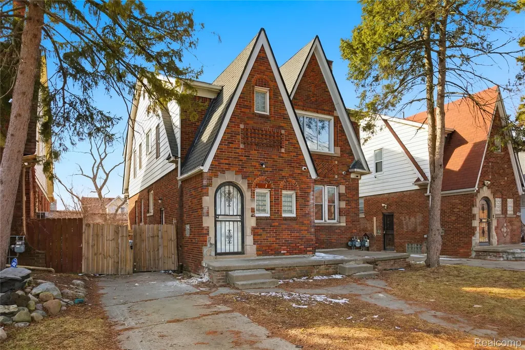 14615 - 14617 Winthrop Street Detroit City MI 48227