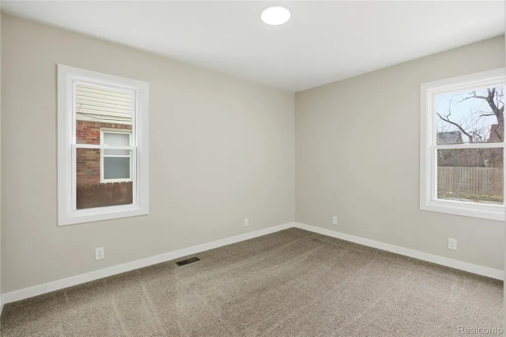 14615 - 14617 Winthrop Street Detroit City MI 48227
