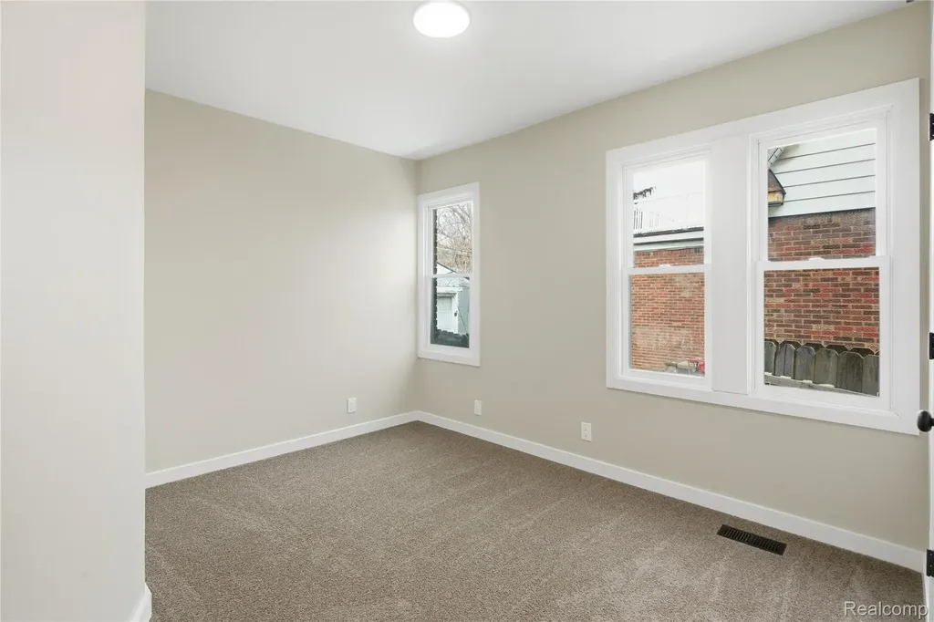 14615 - 14617 Winthrop Street Detroit City MI 48227
