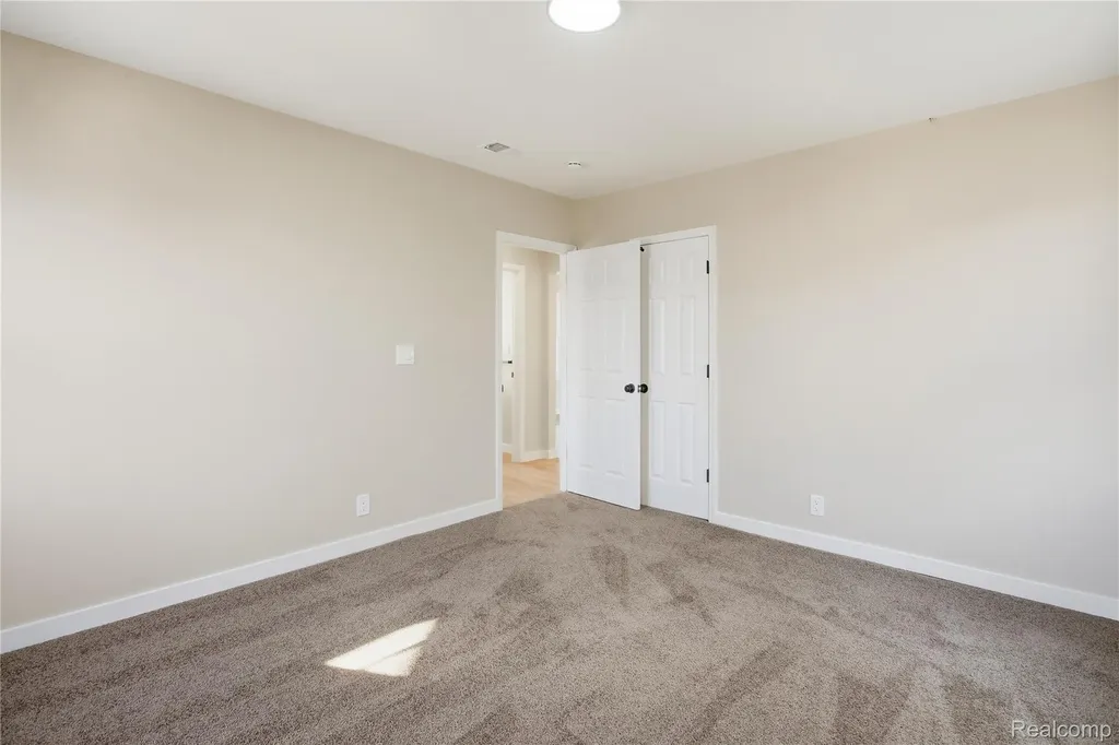 14615 - 14617 Winthrop Street Detroit City MI 48227
