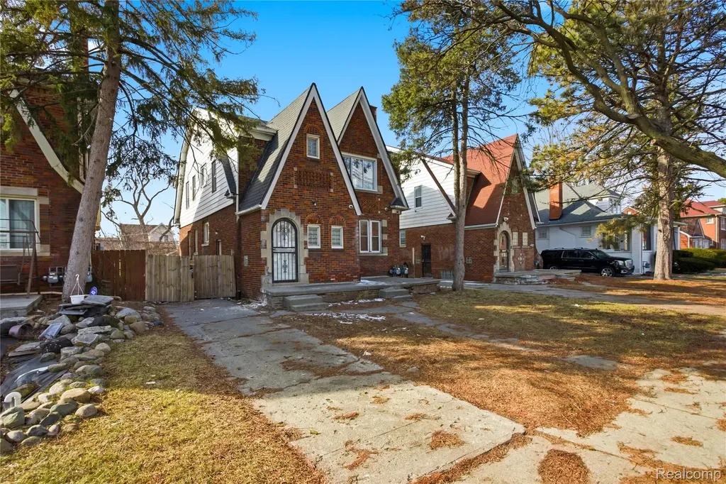 14615 - 14617 Winthrop Street Detroit City MI 48227