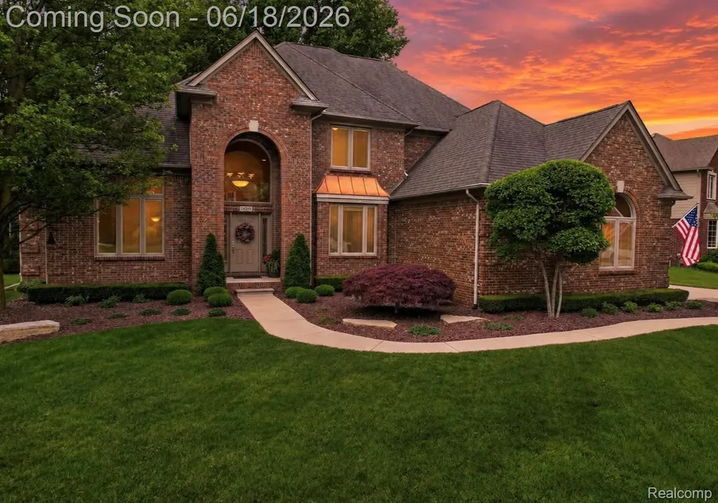 34380 Dante Drive Chesterfield Township MI 48047