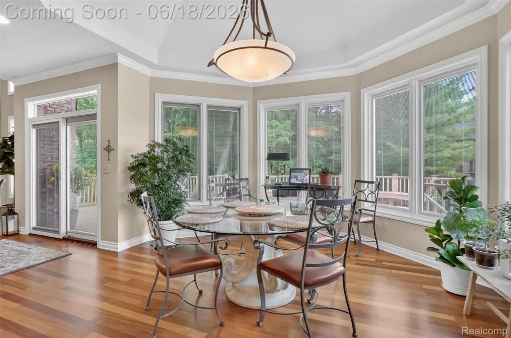 34380 Dante Drive Chesterfield Township MI 48047