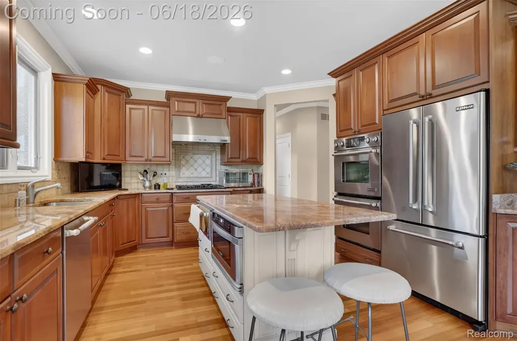 34380 Dante Drive Chesterfield Township MI 48047
