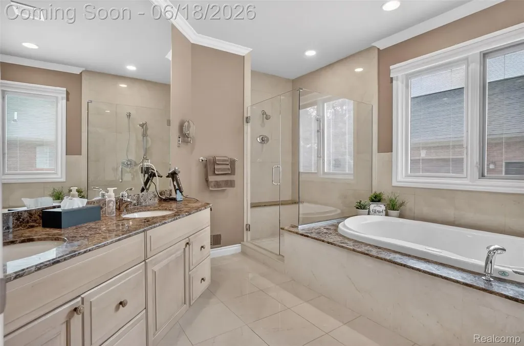 34380 Dante Drive Chesterfield Township MI 48047