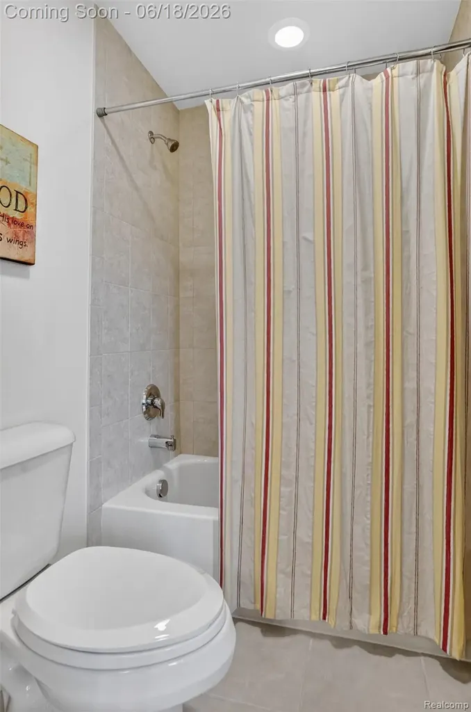 34380 Dante Drive Chesterfield Township MI 48047