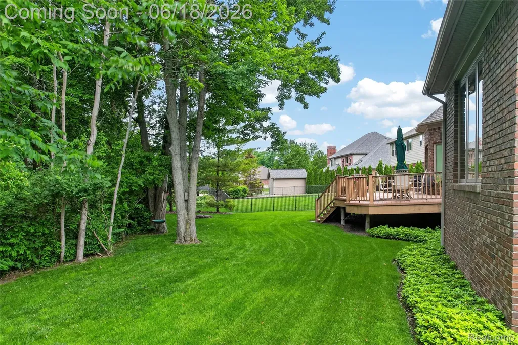34380 Dante Drive Chesterfield Township MI 48047