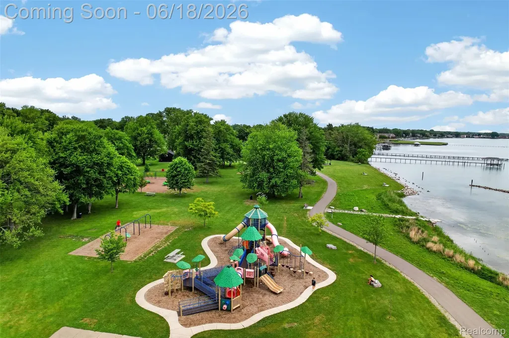 34380 Dante Drive Chesterfield Township MI 48047