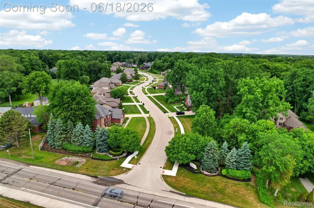 34380 Dante Drive Chesterfield Township MI 48047
