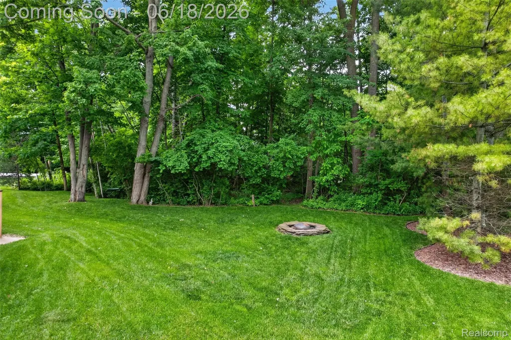 34380 Dante Drive Chesterfield Township MI 48047