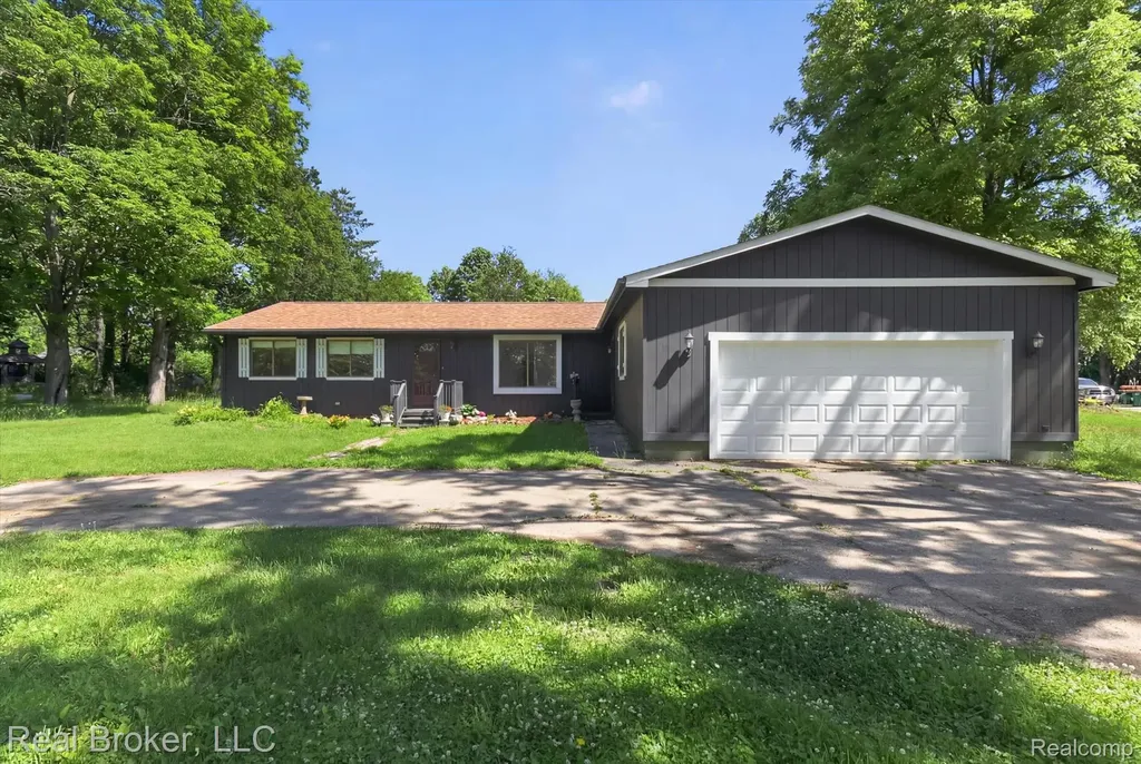 48050 Hull Road Van Buren Charter Township MI 48111