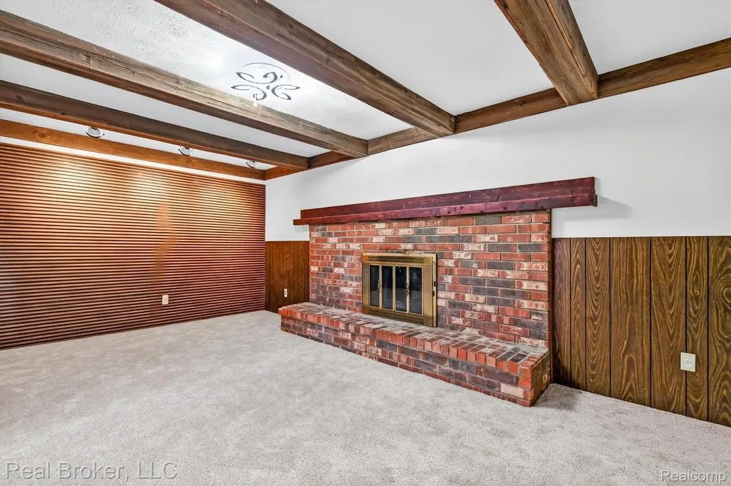 48050 Hull Road Van Buren Charter Township MI 48111