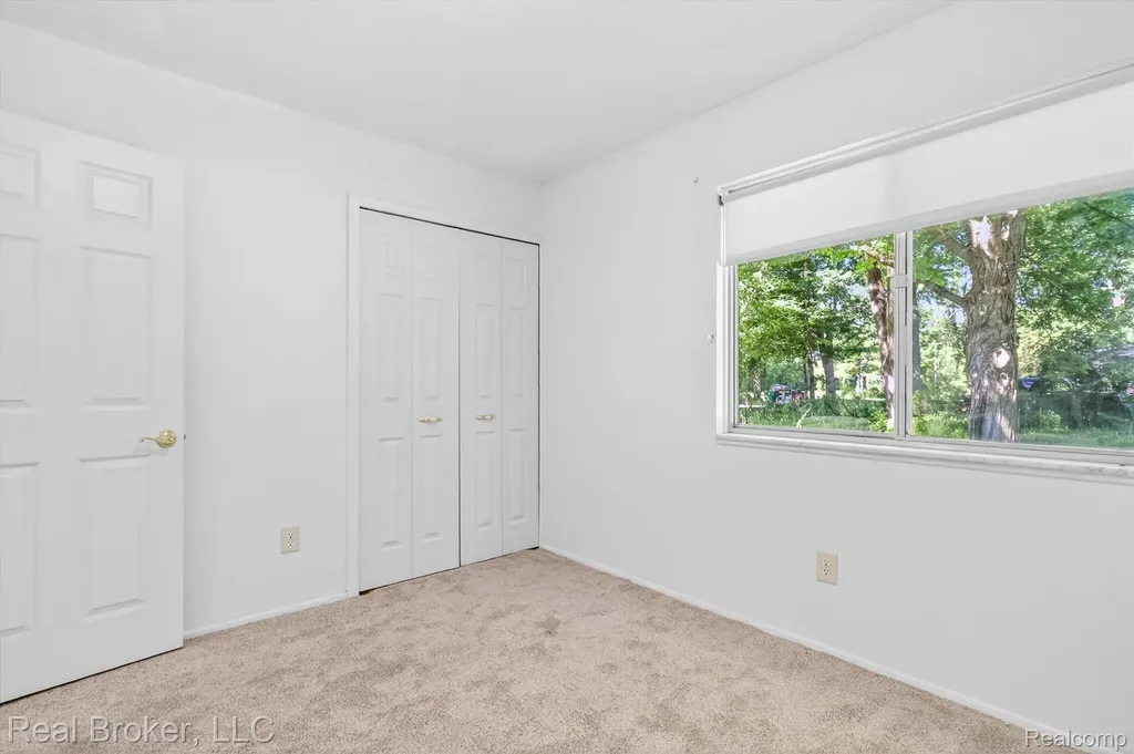 48050 Hull Road Van Buren Charter Township MI 48111