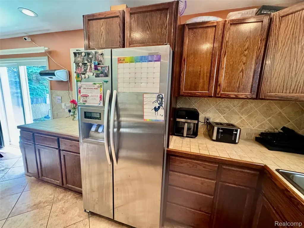 15153 Dasher Avenue Allen Park City MI 48101