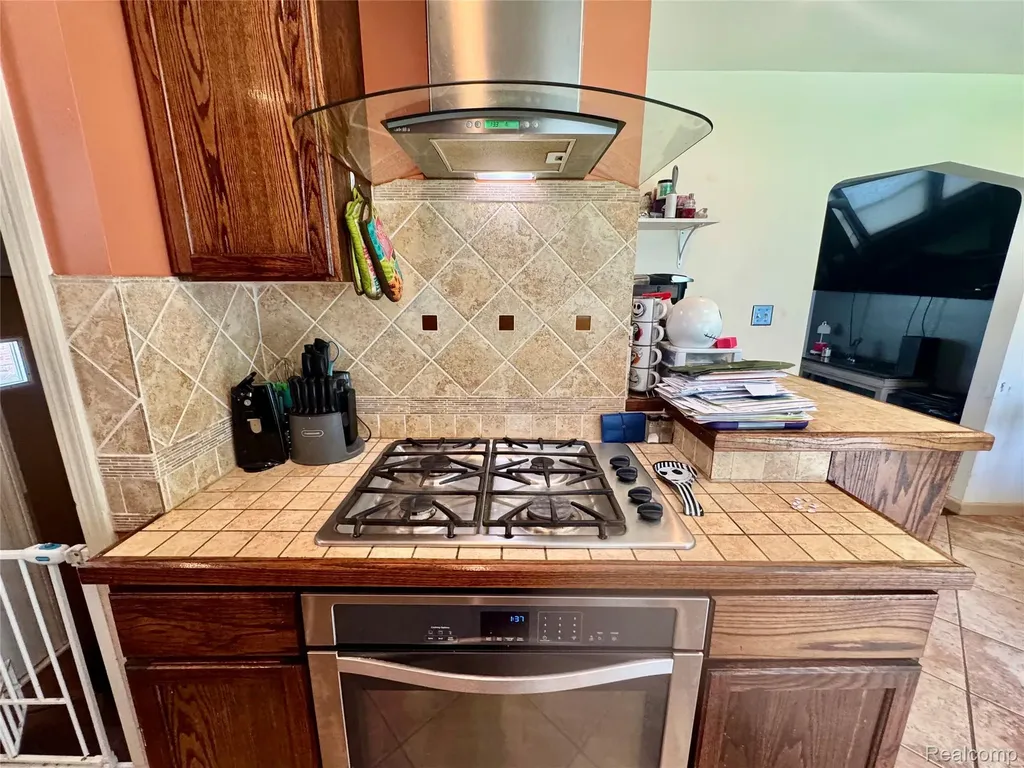 15153 Dasher Avenue Allen Park City MI 48101