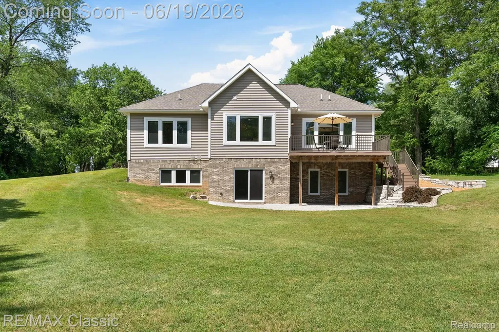 2887 W Joy Road Webster Township MI 48105