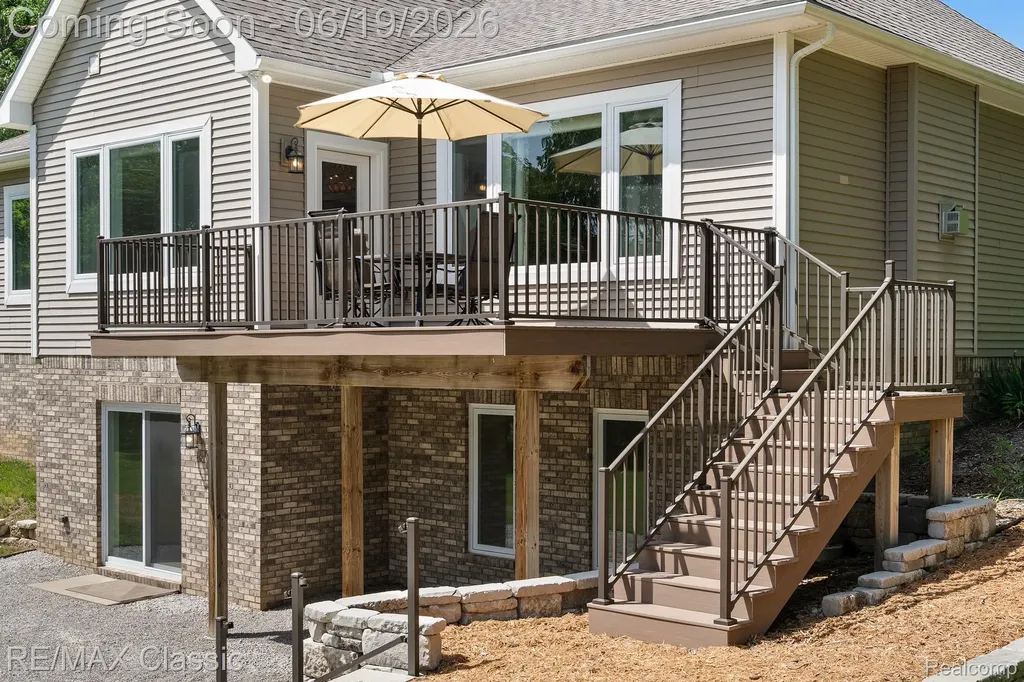 2887 W Joy Road Webster Township MI 48105