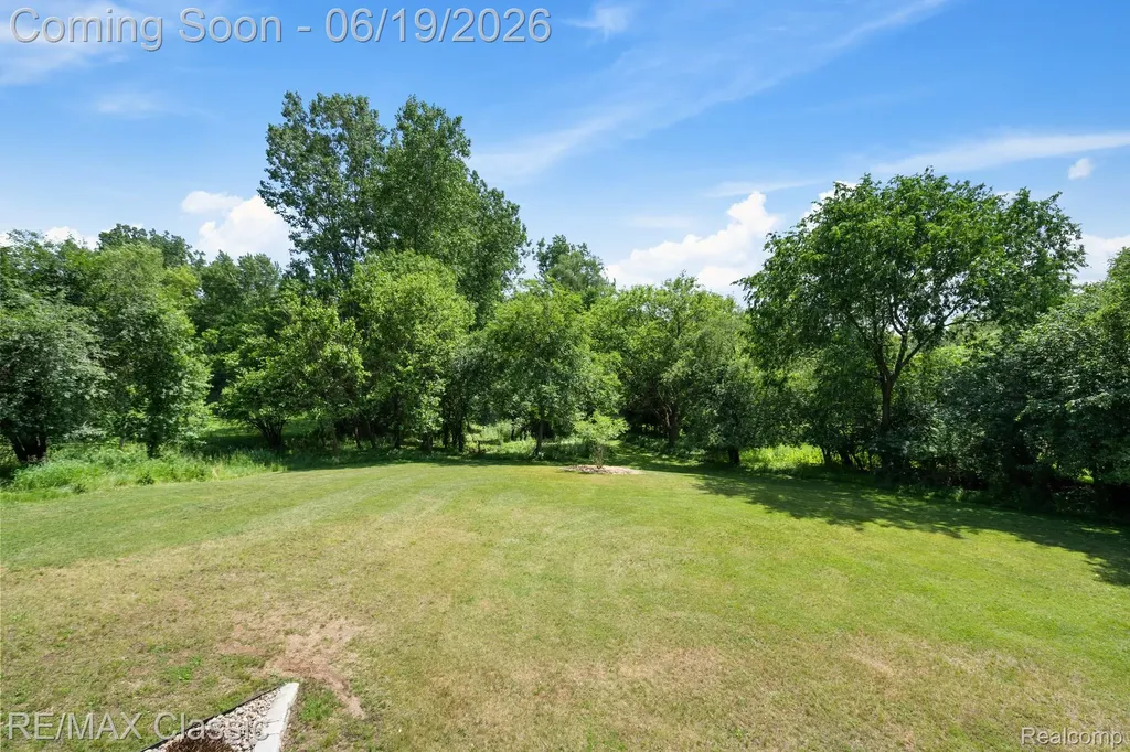 2887 W Joy Road Webster Township MI 48105