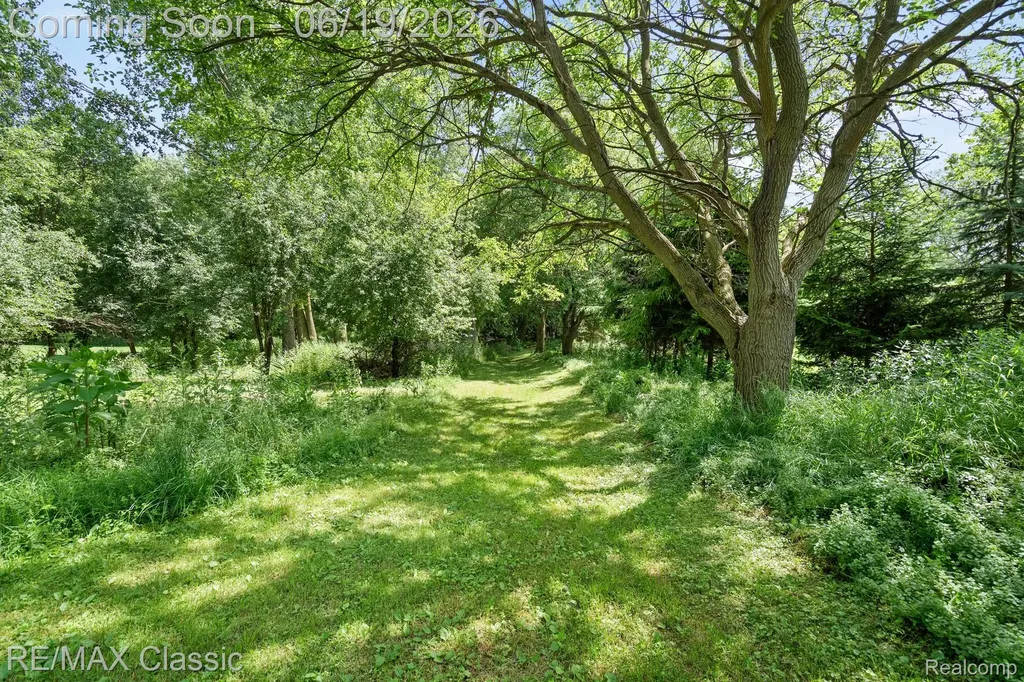 2887 W Joy Road Webster Township MI 48105