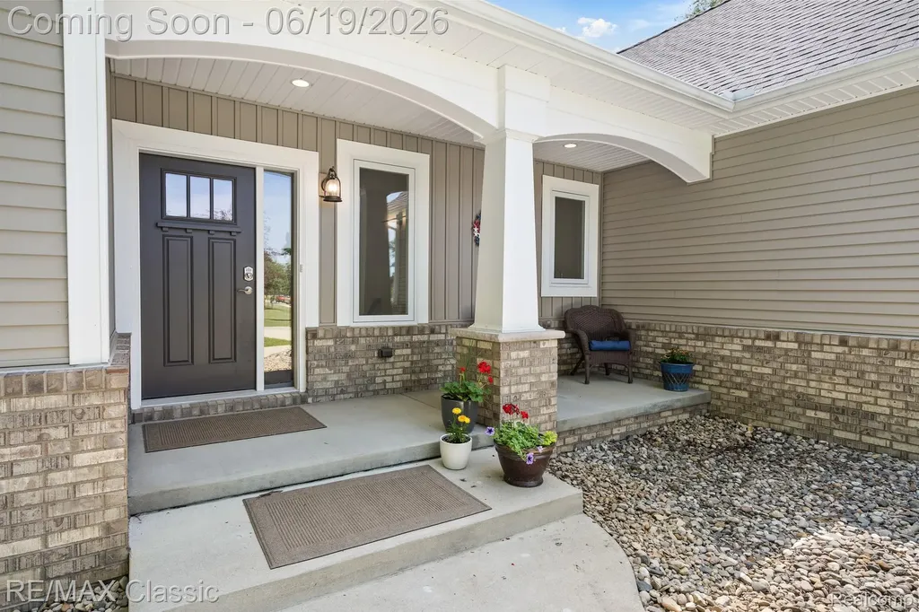 2887 W Joy Road Webster Township MI 48105